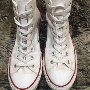 Converse Chuck Taylor All Stars White High Tops!!!